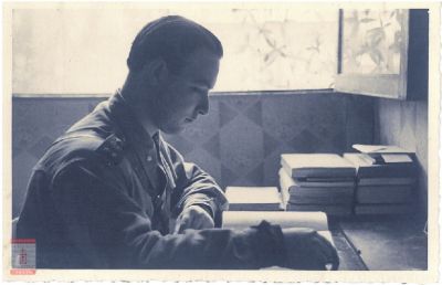 Federigo Melis nella sua "stanzetta" - 1940